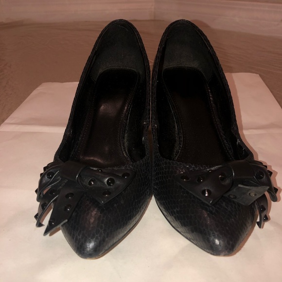 Kurt Geiger black kitten heel pump - Picture 3 of 8